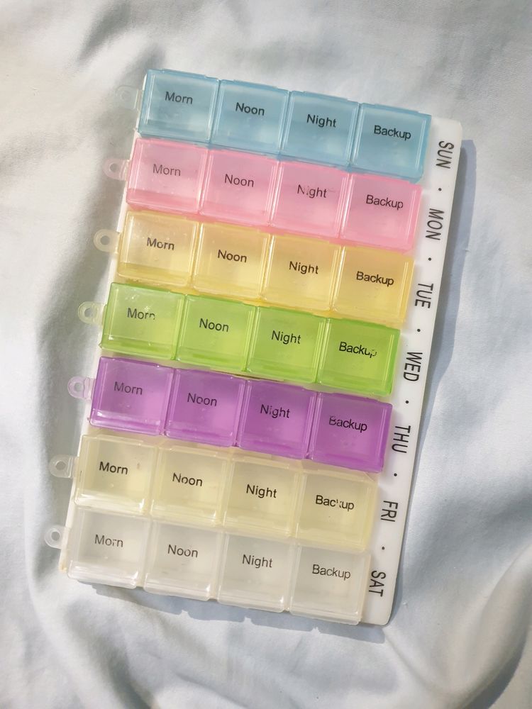 Medicine/pill Organizer + FREEBIE
