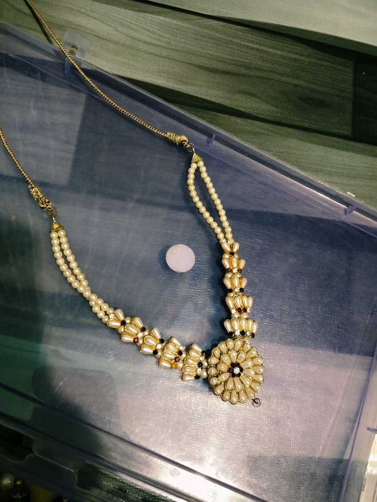 Ethnic Knecklace