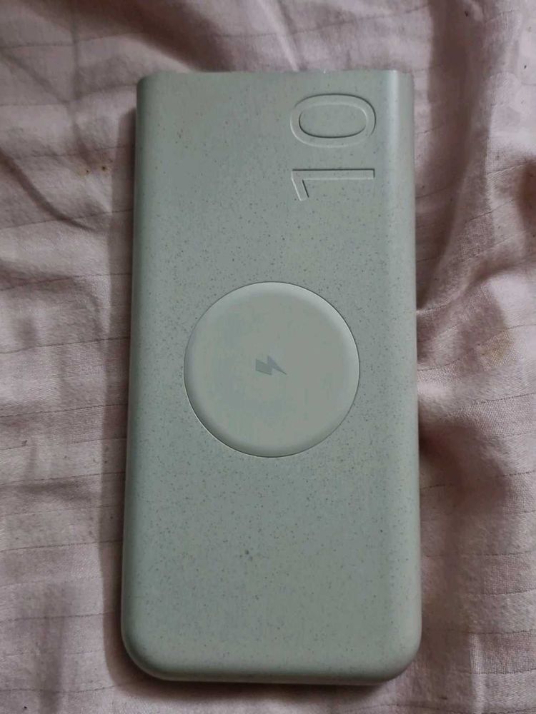 Wireless Power Bank