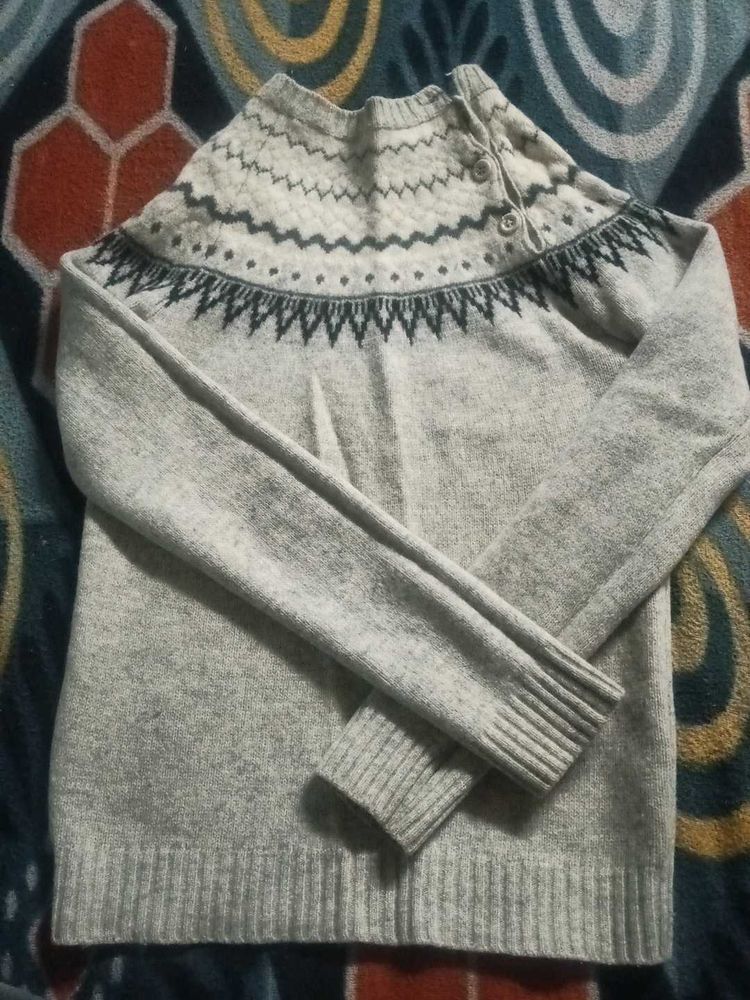 Sweater