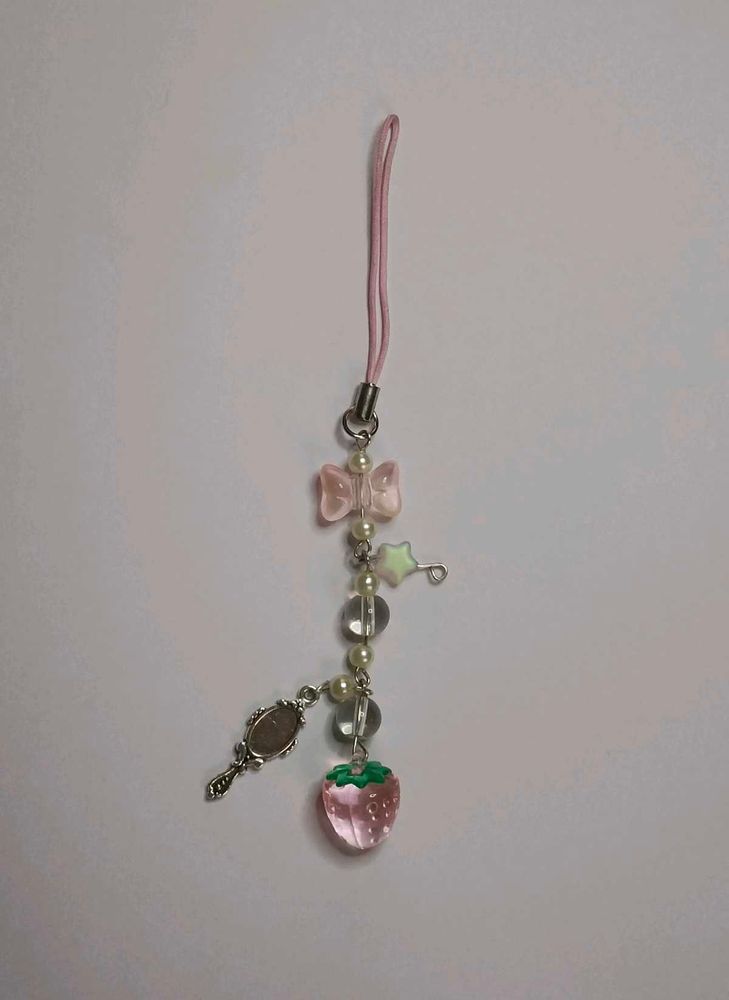 CUTESY PINK PHONE CHARM🌷🍓