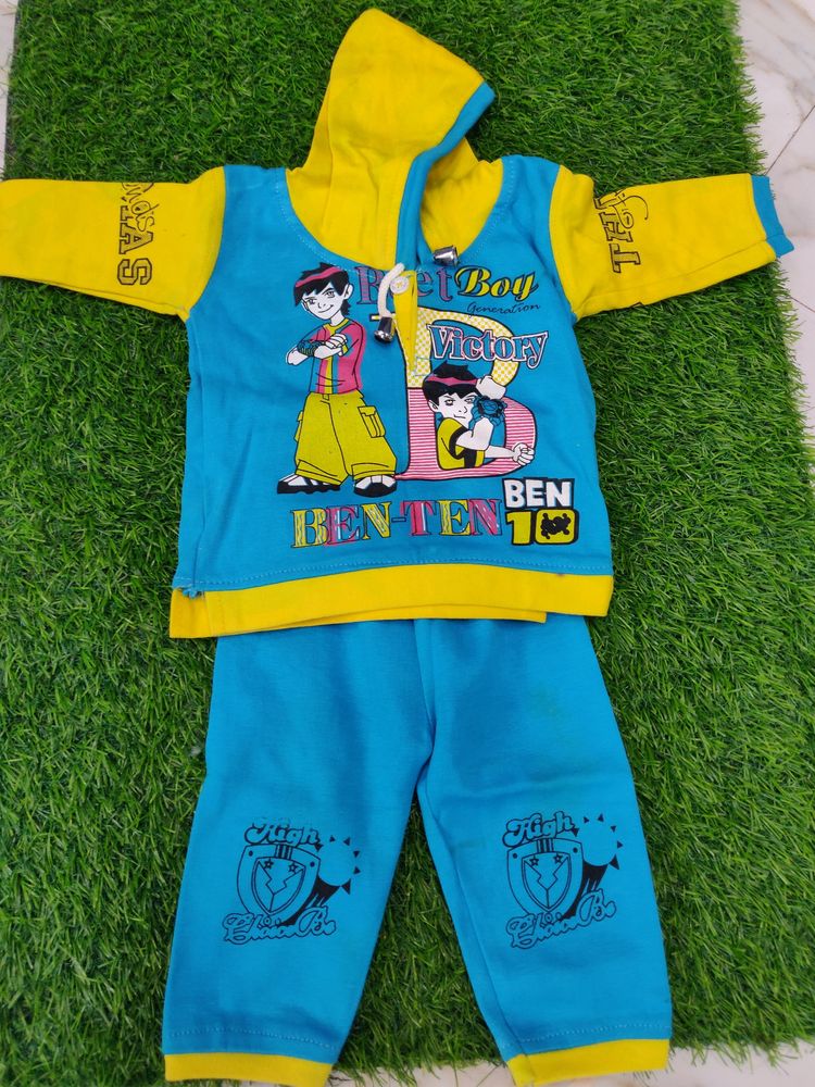 Blue And Yellow Cool 😎 Full Tshirt With Trackpant