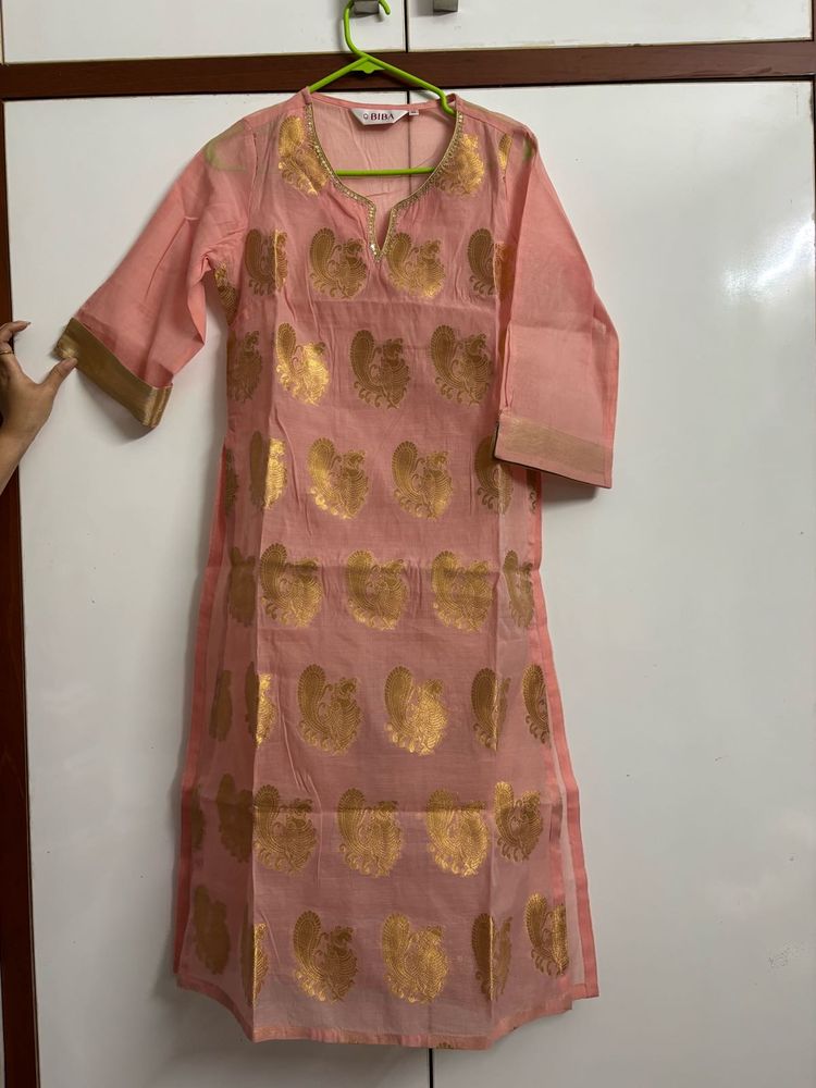 Elegant Pink &amp; Gold Kurta