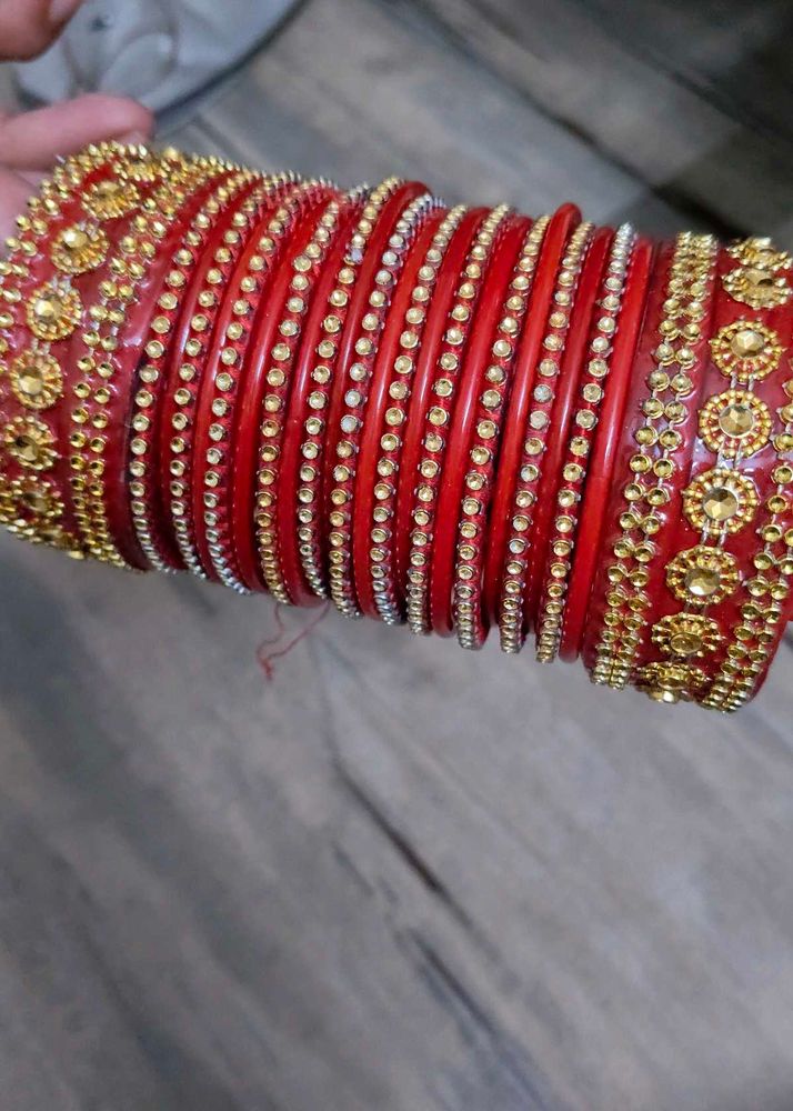 Red &amp; Gold Bangle Set