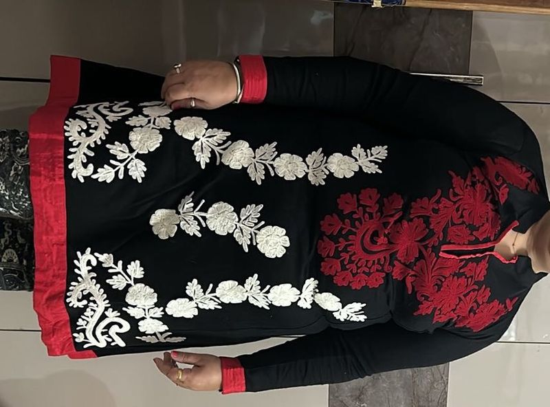 Black Kurti