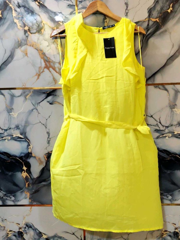 brand new Yellow Ruffle Dress M SIZE