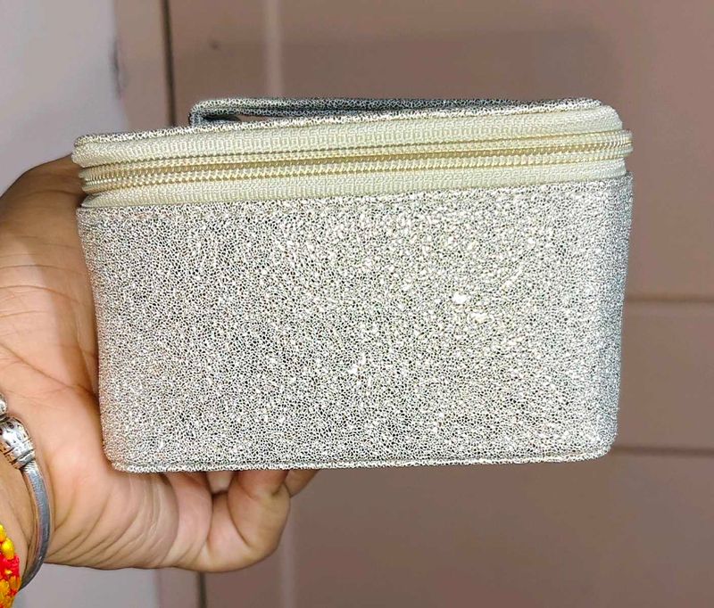Estee Lauder White Glitter Makeup Pouch