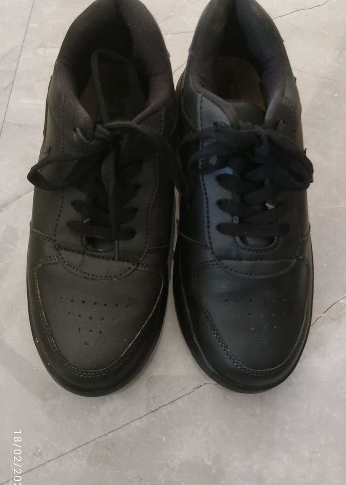 Girls Black Shoes