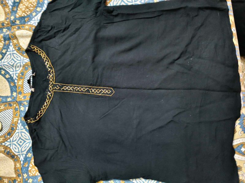 Beautiful Black Tunic In Xl Size For Women