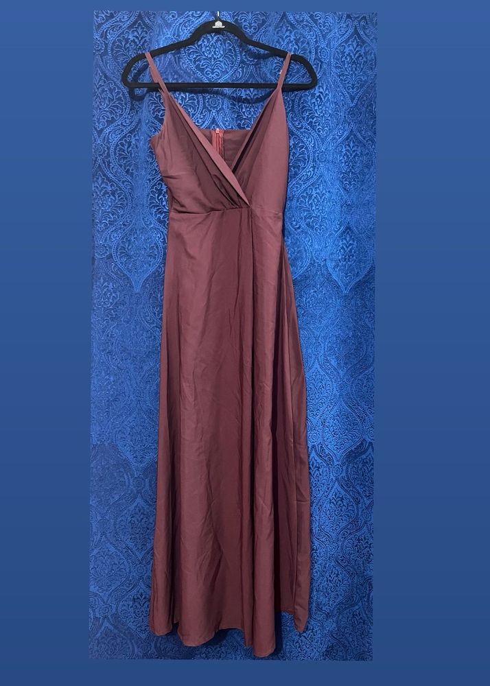 Elegant Formal Gown ( never worn)