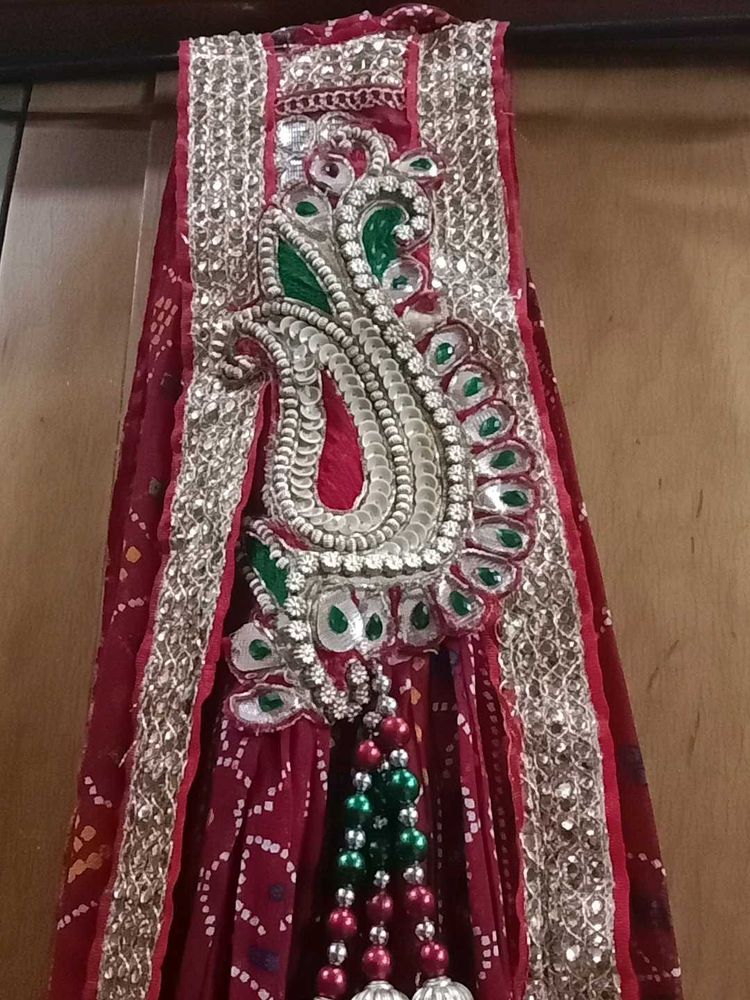 Chunari (0dhna)