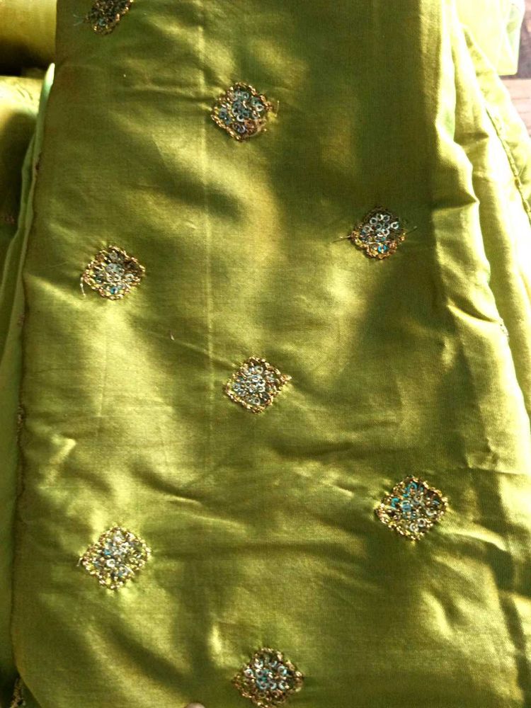 2 In 1 Ethnic Gowns For Mehndi