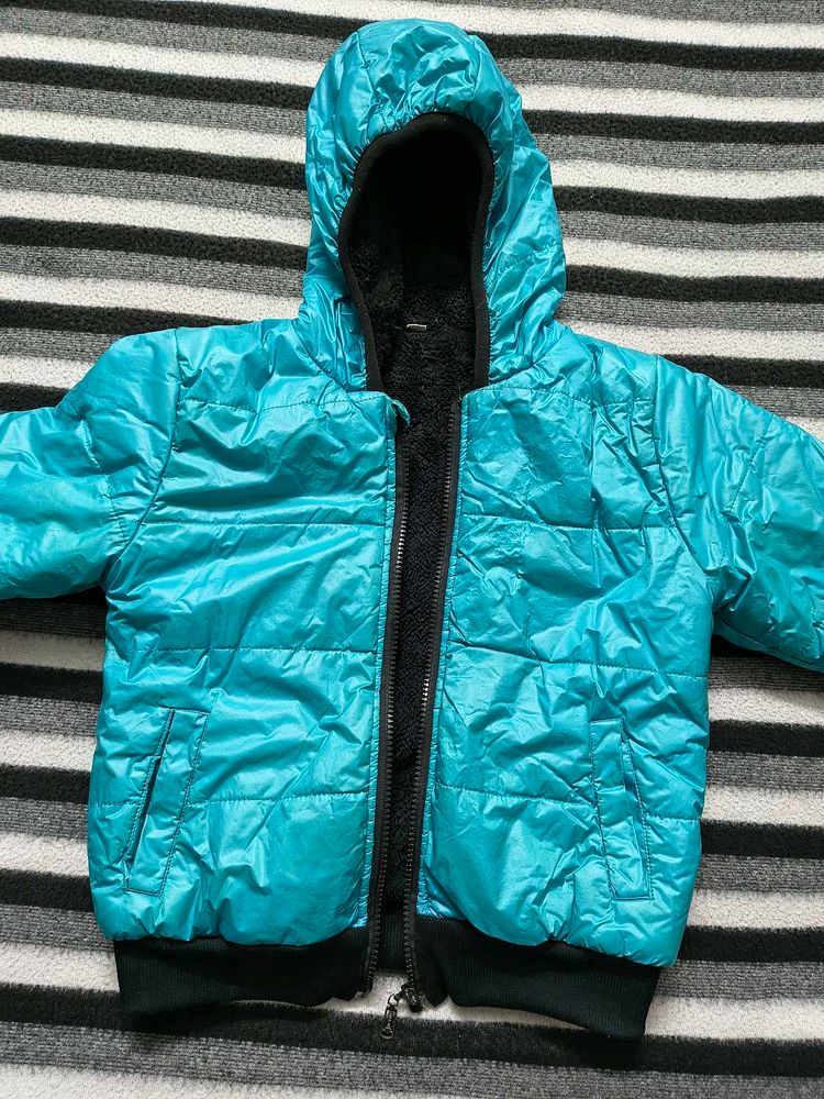 Kids&#39; Blue Puffer Jacket 4 to 6 yrs old