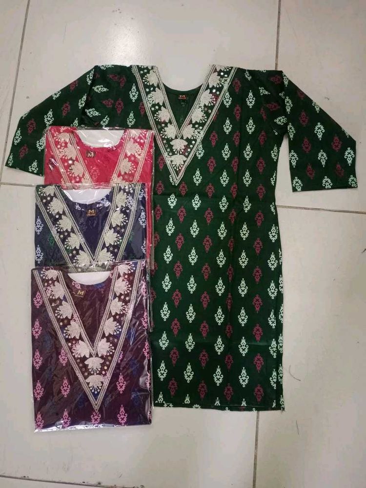 V-NECK SHORT KURTI