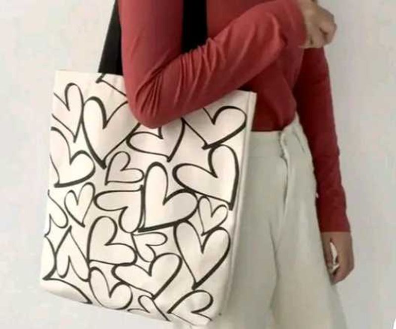 Heart Print Tote Bag