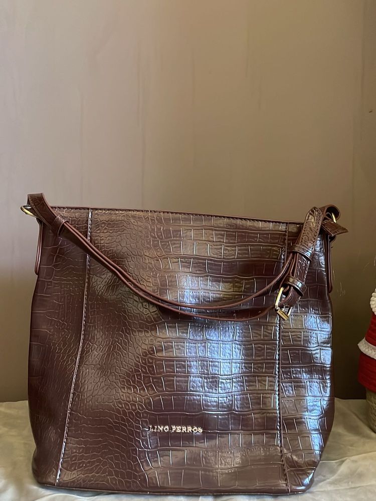 Lino Perros Shoulder Bag
