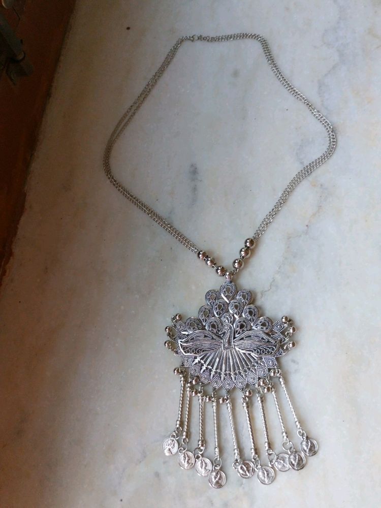 Silver Oxidised Chain With Peacock Pandle
