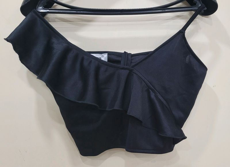 Chimpanzee Ruffle And Cami Black Crop Top