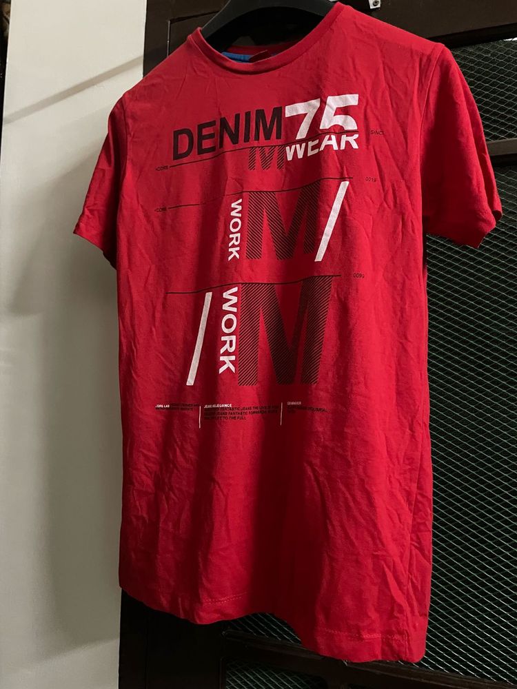 Red Graphic Print T-Shirt