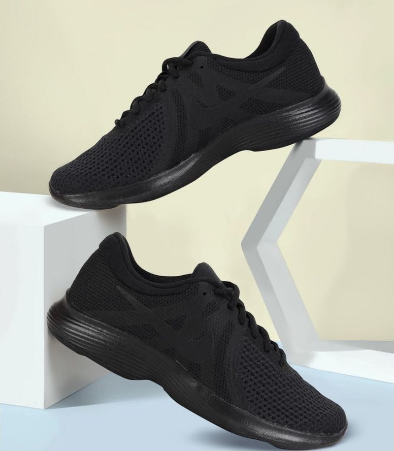Nike Revolution 4 Unisex Sneakers