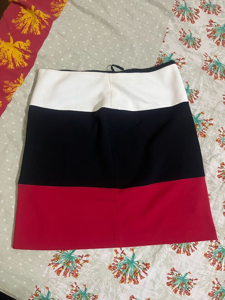 Color Block Mini Skirt