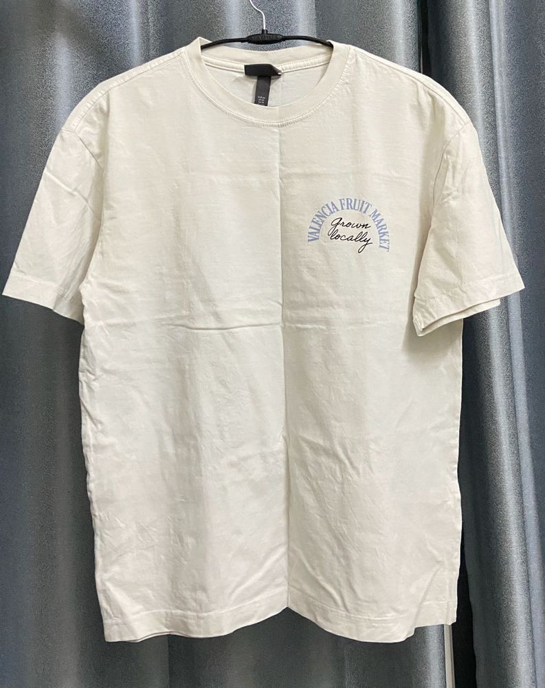 H&amp;M Loose Fit Graphic Tee