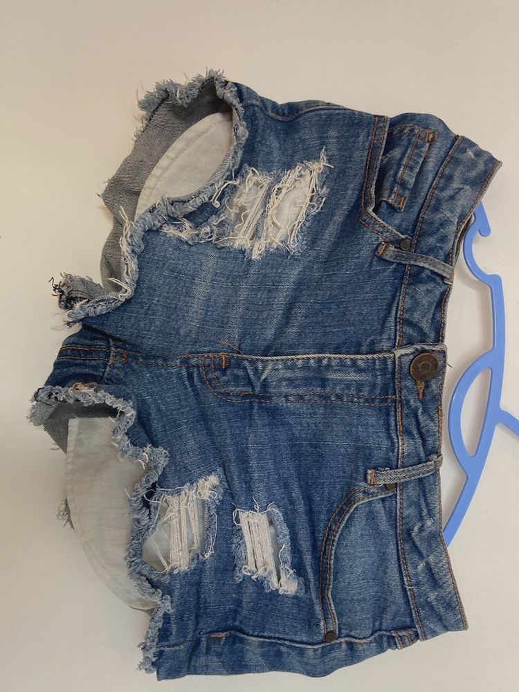 Stylish Jeans – Gently Worn, Perfect Conditio