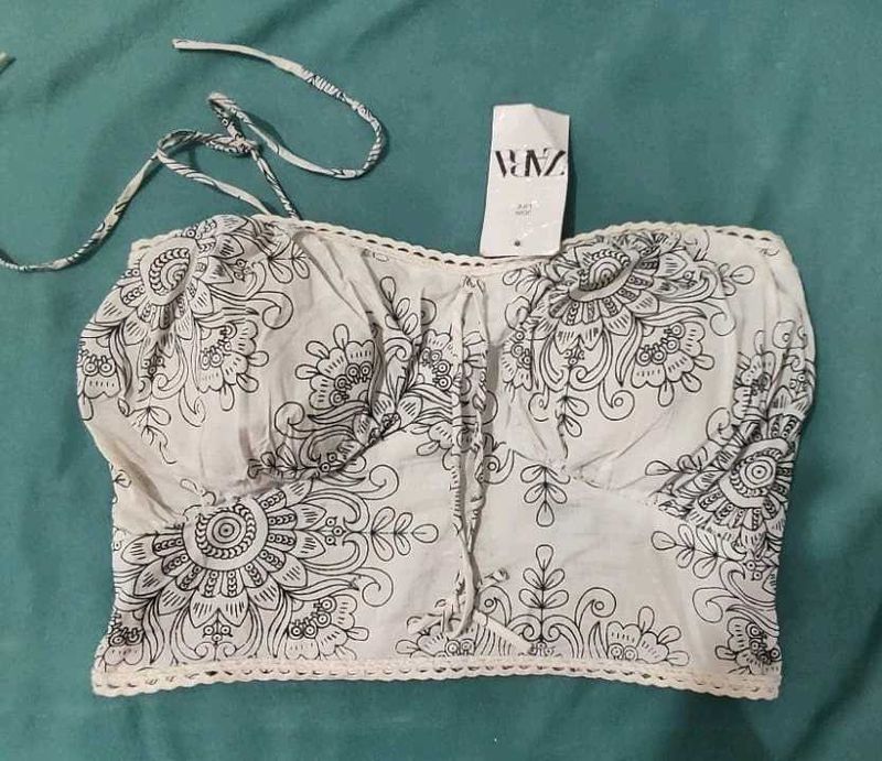 220 Rs Sale! Floral Padded Tube Top