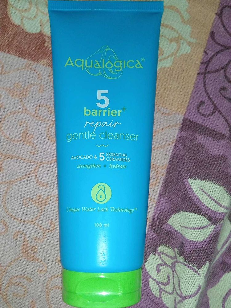 Aqualogica Gentle Cleanser