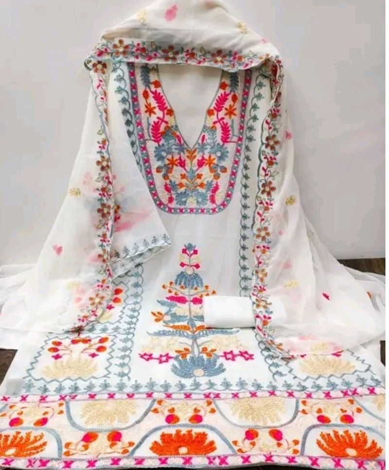 Beautiful 😍 Dress