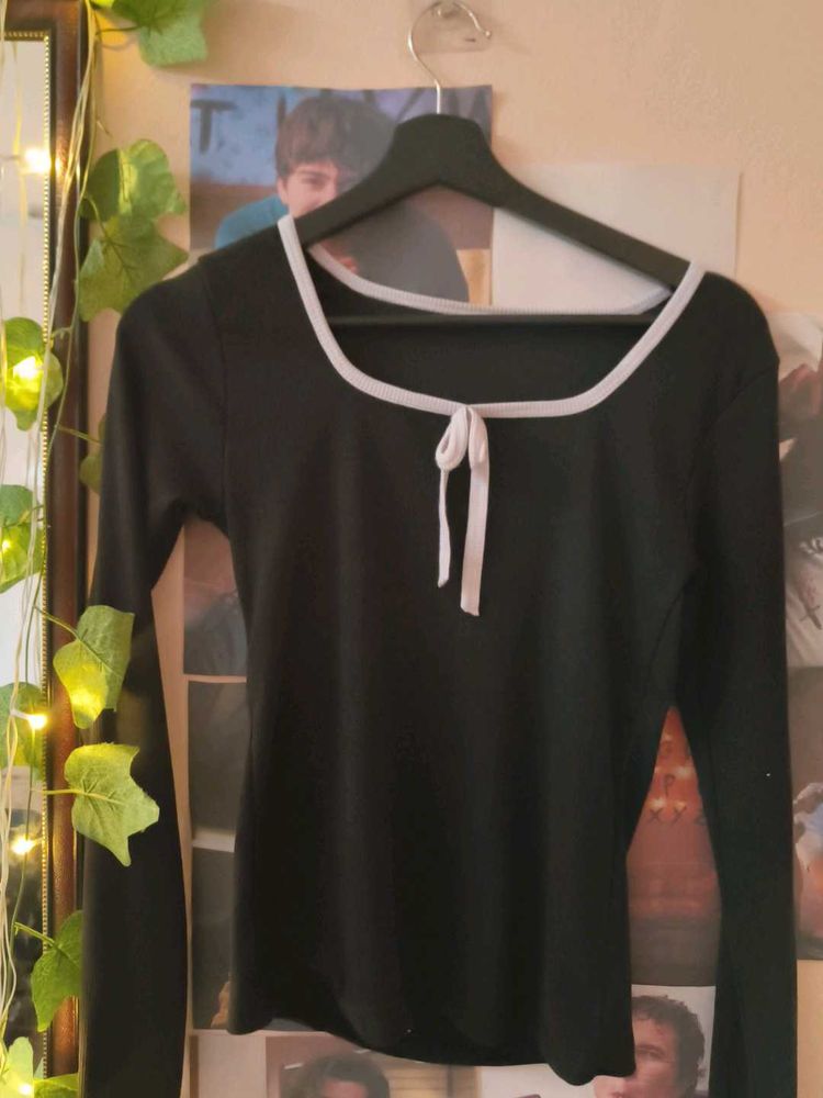 Chic Black Long Sleeve Top