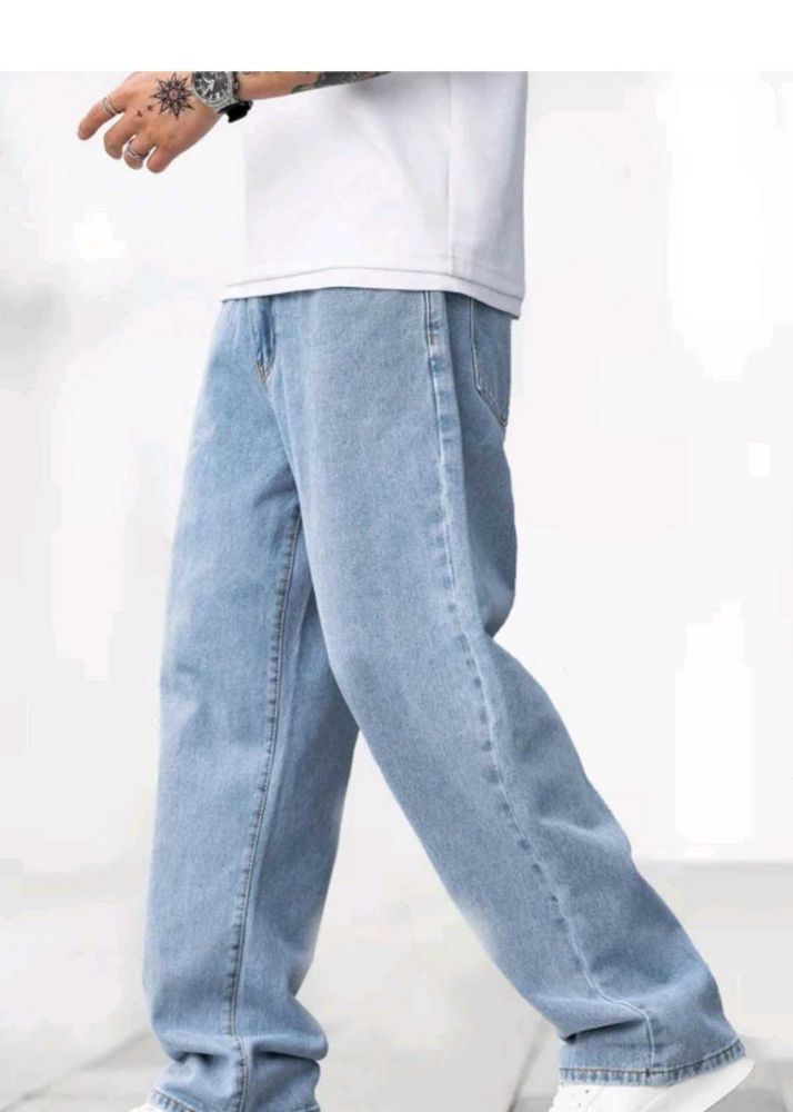 Baggy Light Wash Jeans