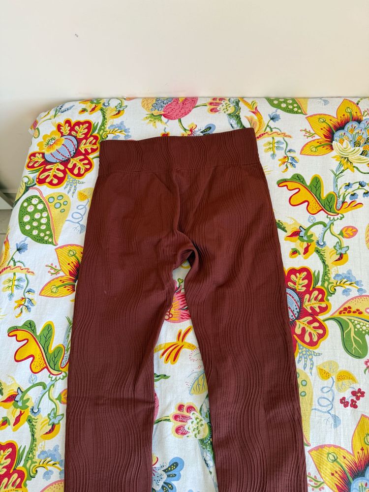 Ribbed Leggings - Comfort &amp; Style