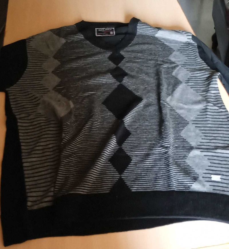 Stylish Patterned Sweater