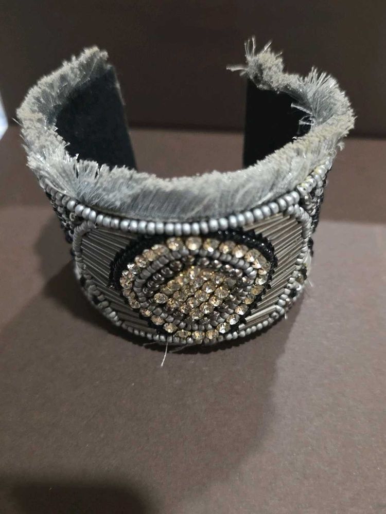 Black Beads Stones Bracelet