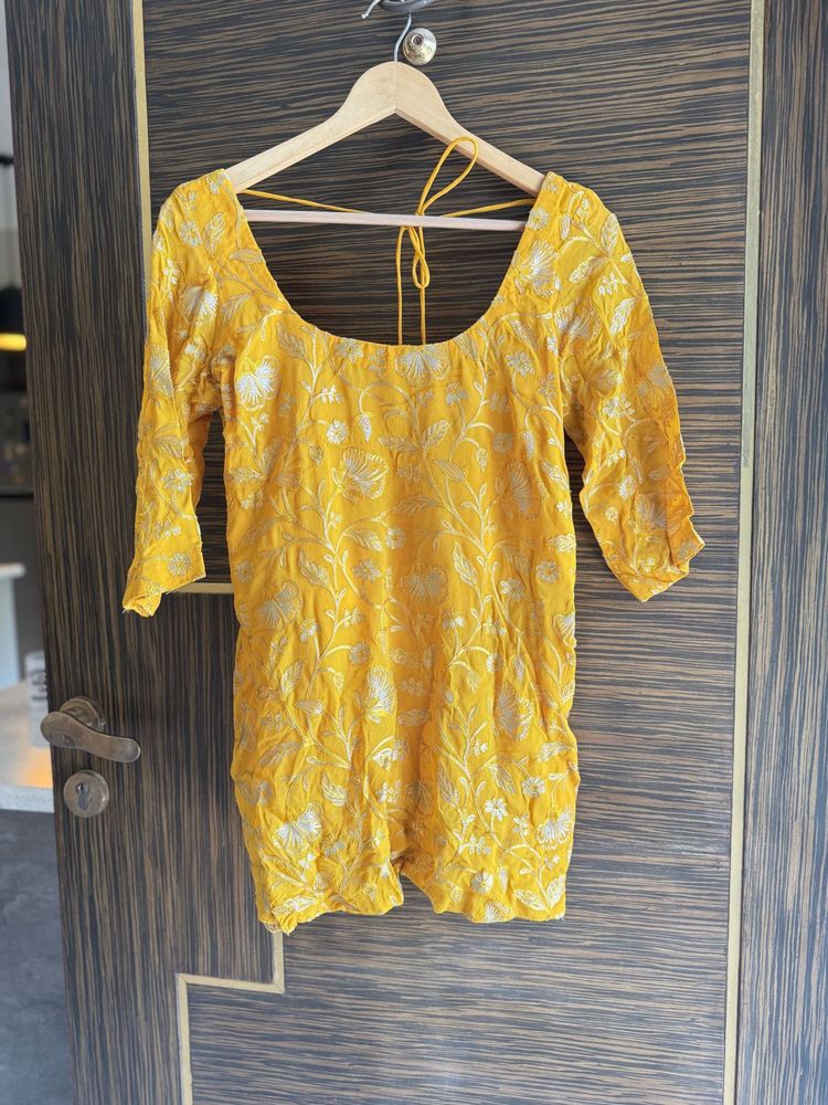 Yellow Floral Suit (3pc) check Description
