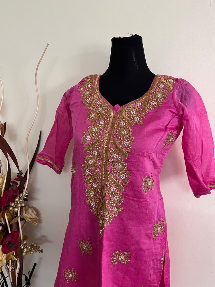 Beautiful Chanderi Silk Stitched Kurta