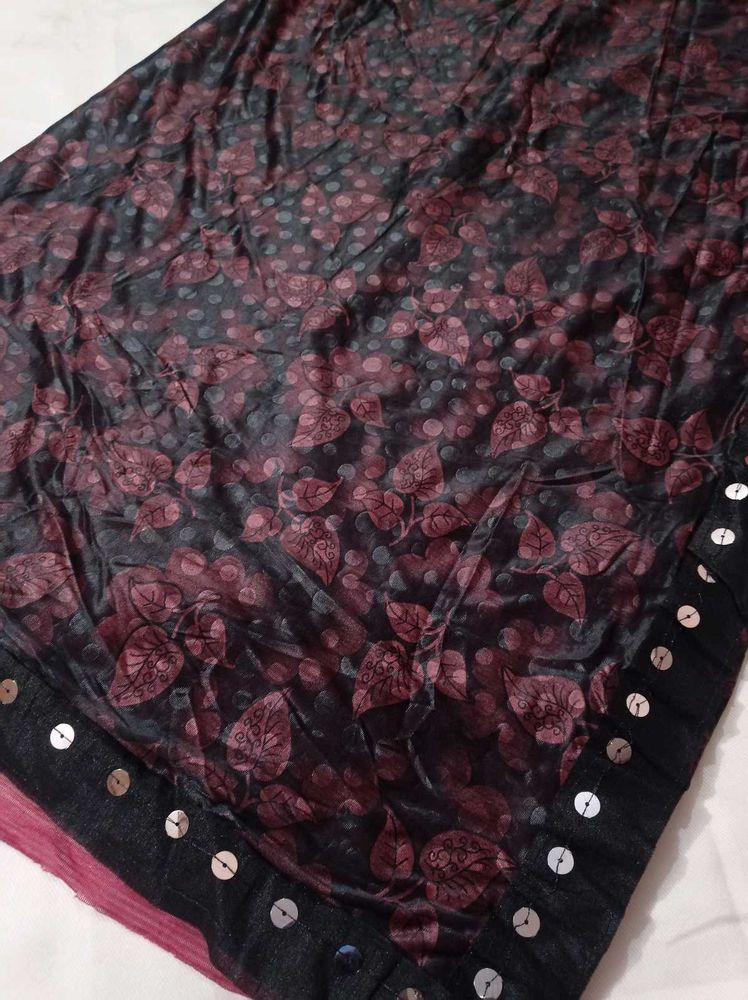Stylish Saree 😍