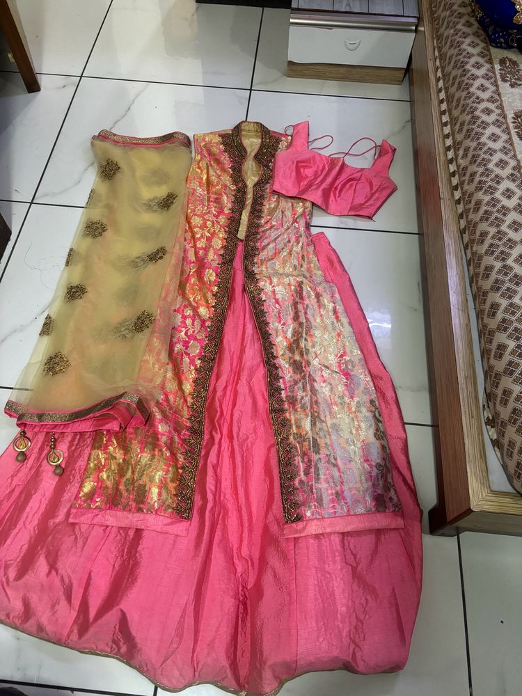 Elegant Pink Anarkali Suit