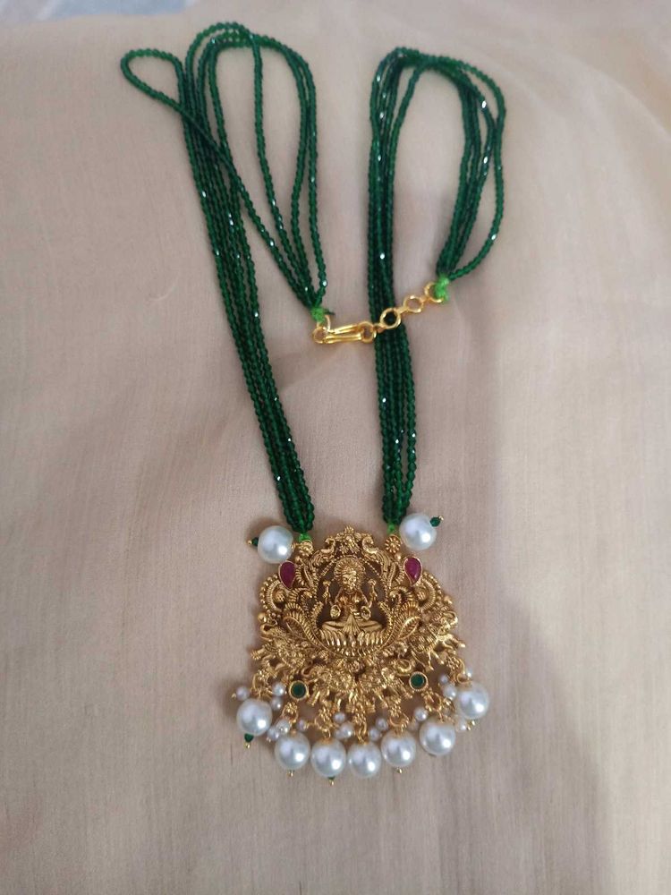 Green Beaded Necklace
