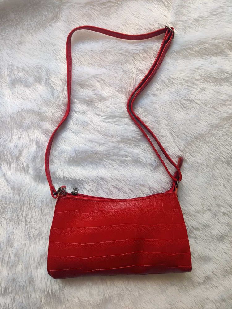 RED PINTERESTY SLING BAG 🎀