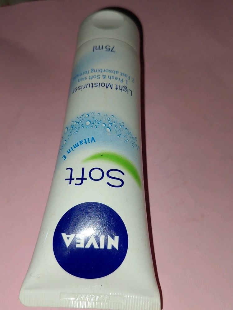 NIVEA Soft Moisturizer - 75ml