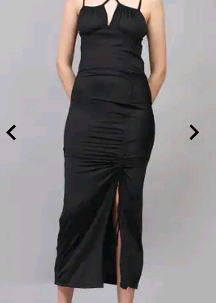 Sleek Black Bodycon Dress