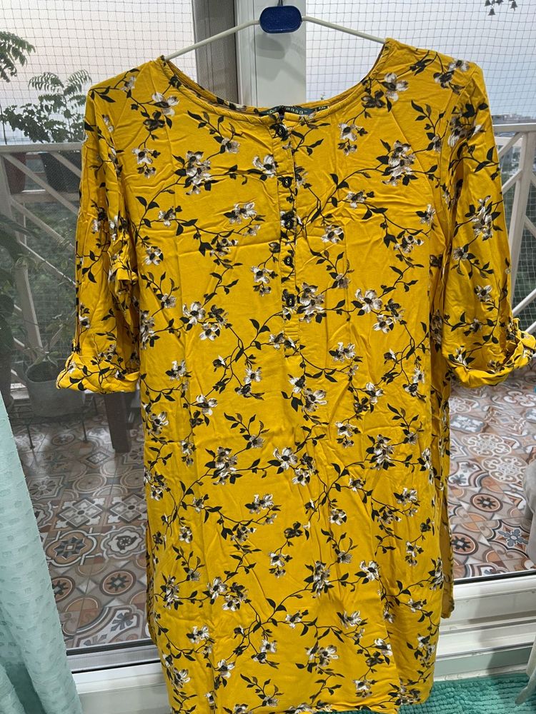 AVAASA Floral Print Kurti