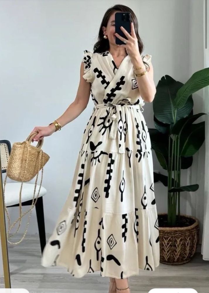 Patterned sleeveless maxi Dress