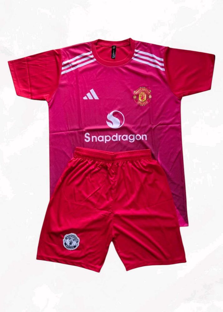 Man Utd Jersey &amp; Shorts Set