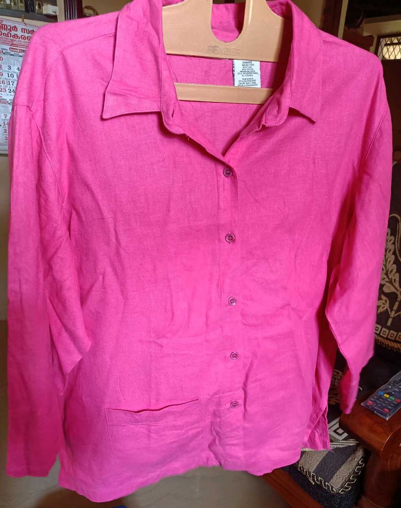 PINK BUTTON-DOWN TOP