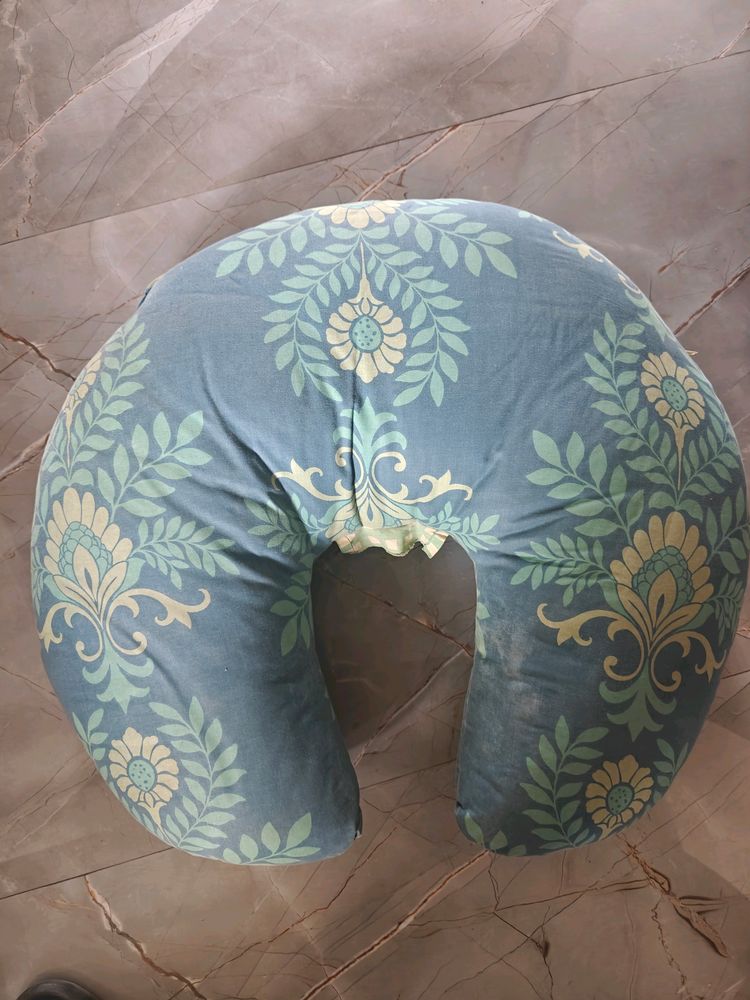 Maternity Feeding Pillow For New Mothers