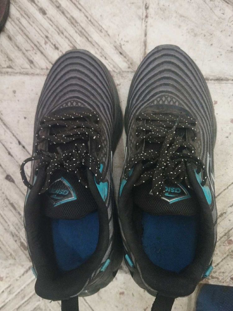 Stylish Athletic Running Shoes