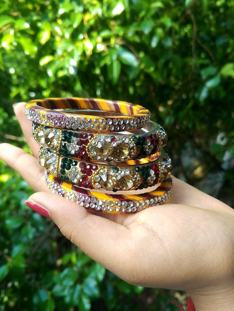 Sparkling Bangle Set